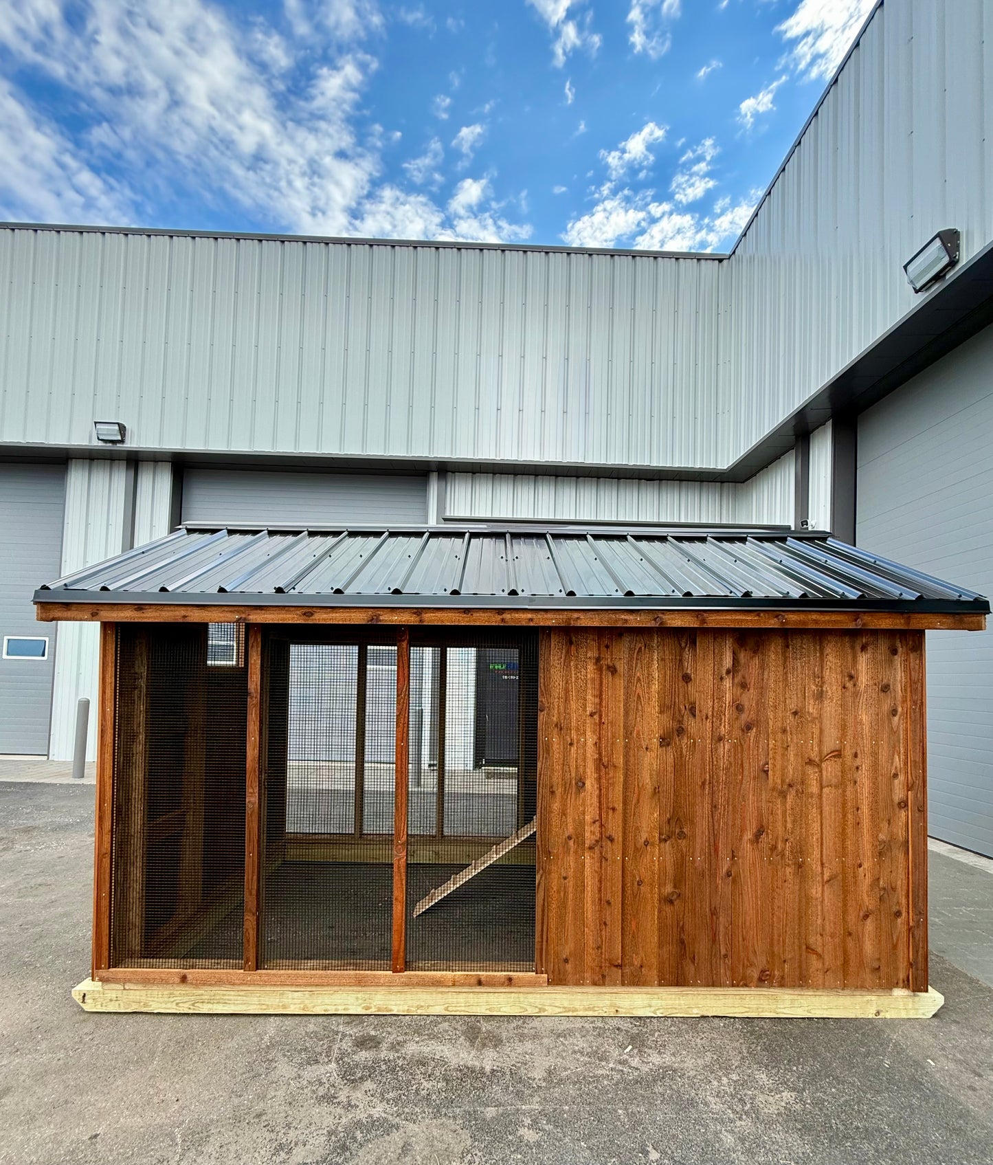 Pioneer Raised Floor